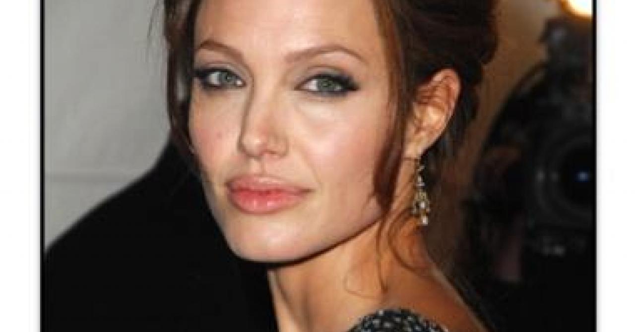 Angelina Jolie : un Noël extraordinaire ! | Premiere.fr