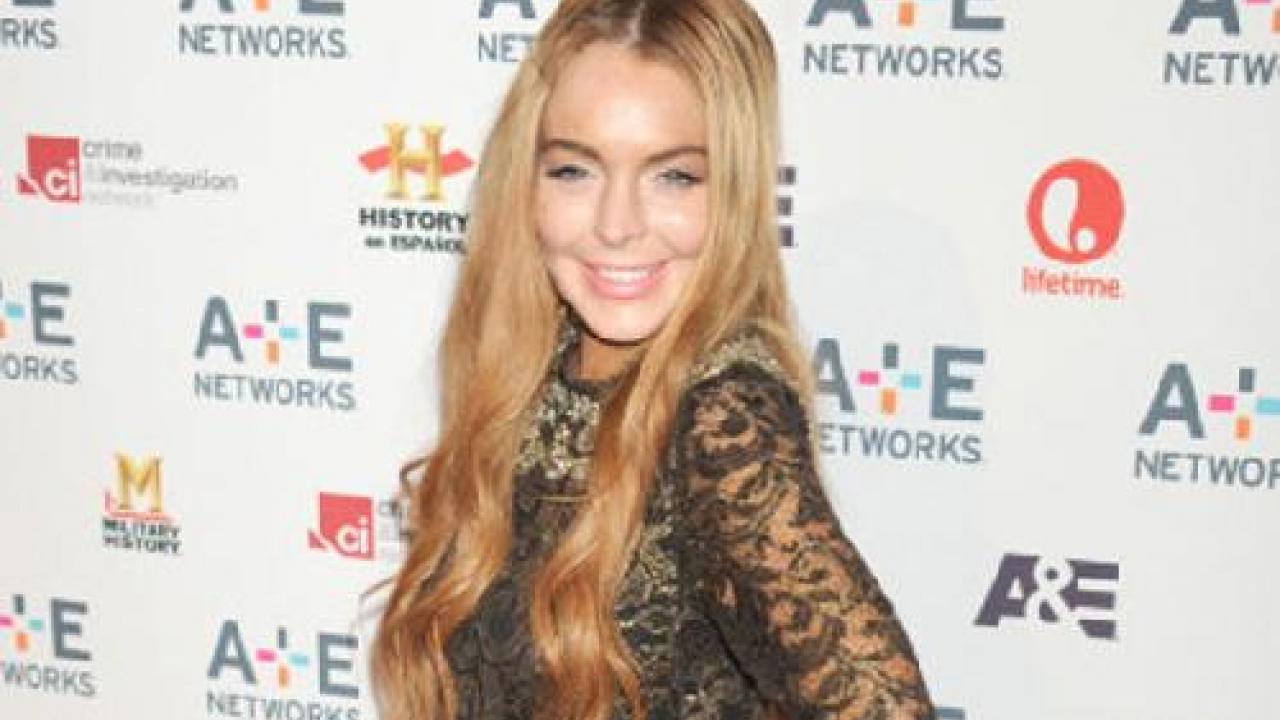 Lindsay Lohan Jalouse Elle Craque Et Fait Un Scandale En Soir E