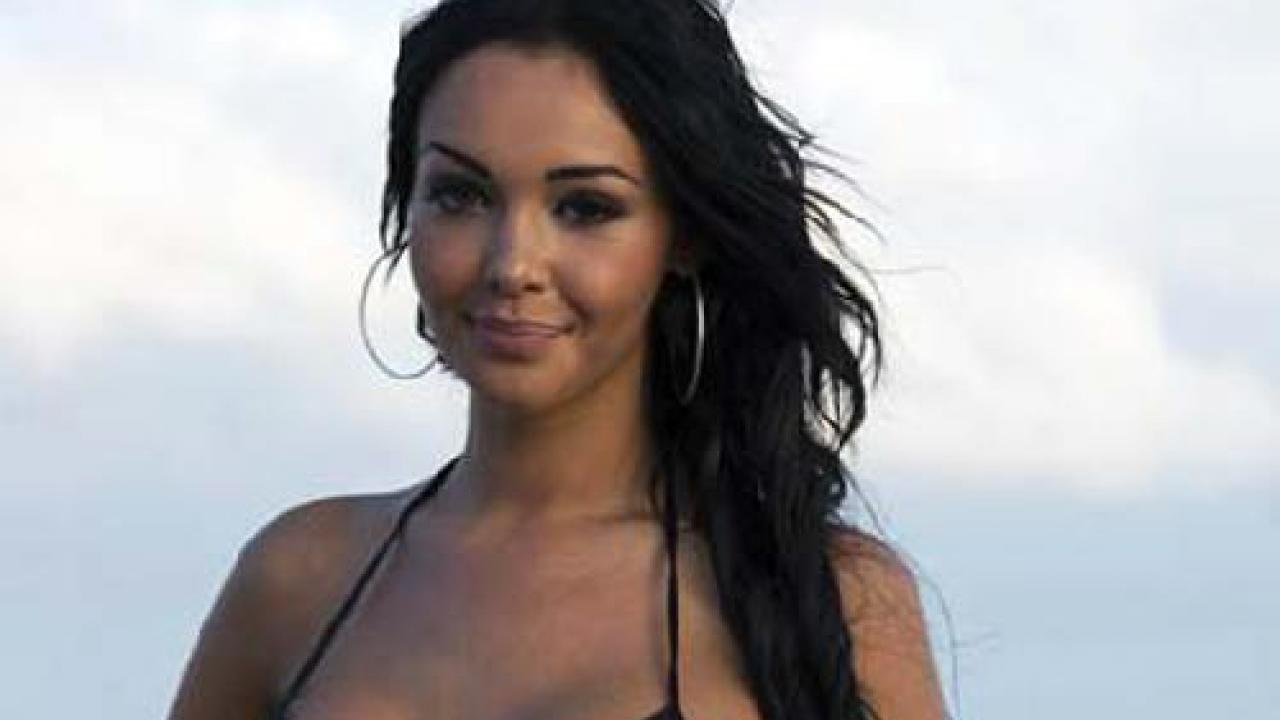 Nabilla Star De Sa Propre T L R Alit Premiere Fr