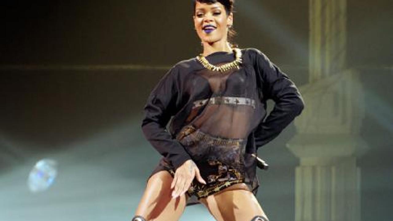 Rihanna A Fait Fermer Un Club Thaïlandais Classé X Premierefr