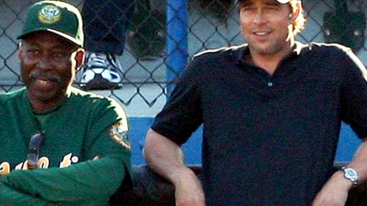 VIDEO - Moneyball : premières images de Brad Pitt en coach sportif |  Premiere.fr