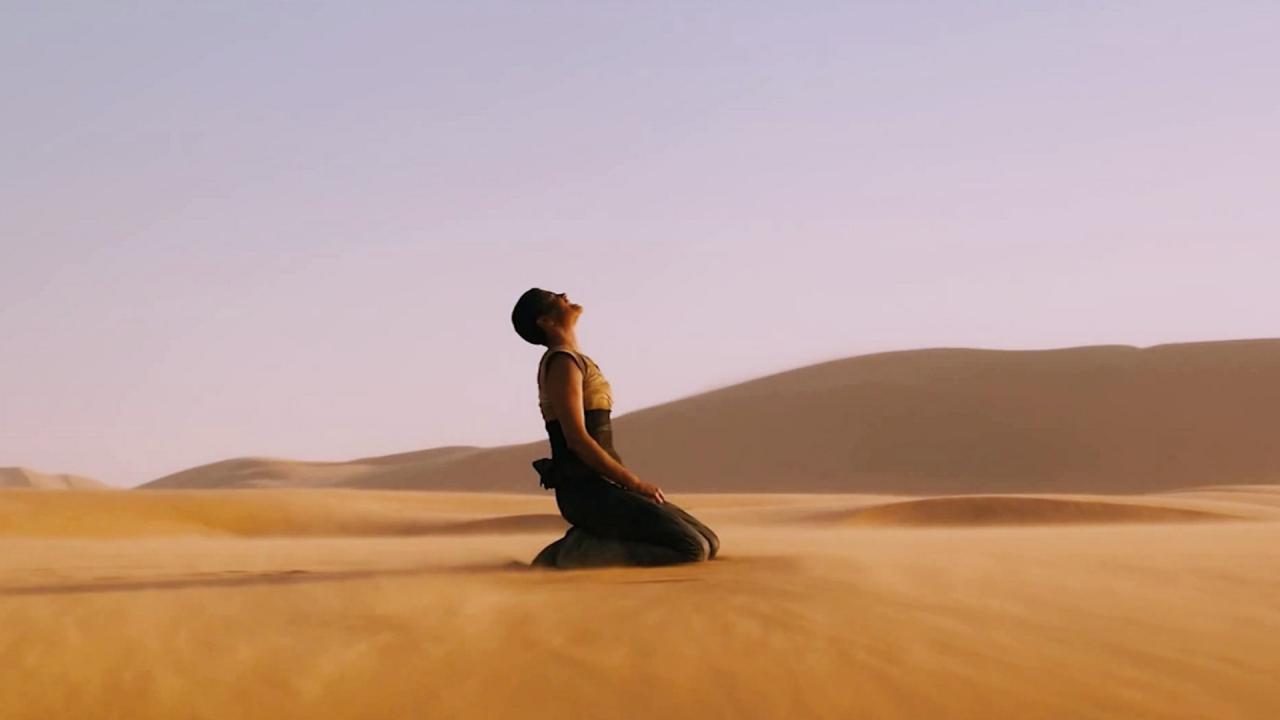 Charlize Theron en Furiosa dans Max Max : Fury Road (2015)