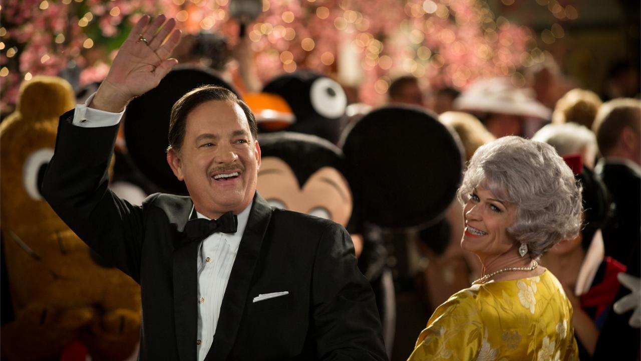 Le dilemme de Tom Hanks : comment incarner Walt Disney sans le montrer en train de fumer ?