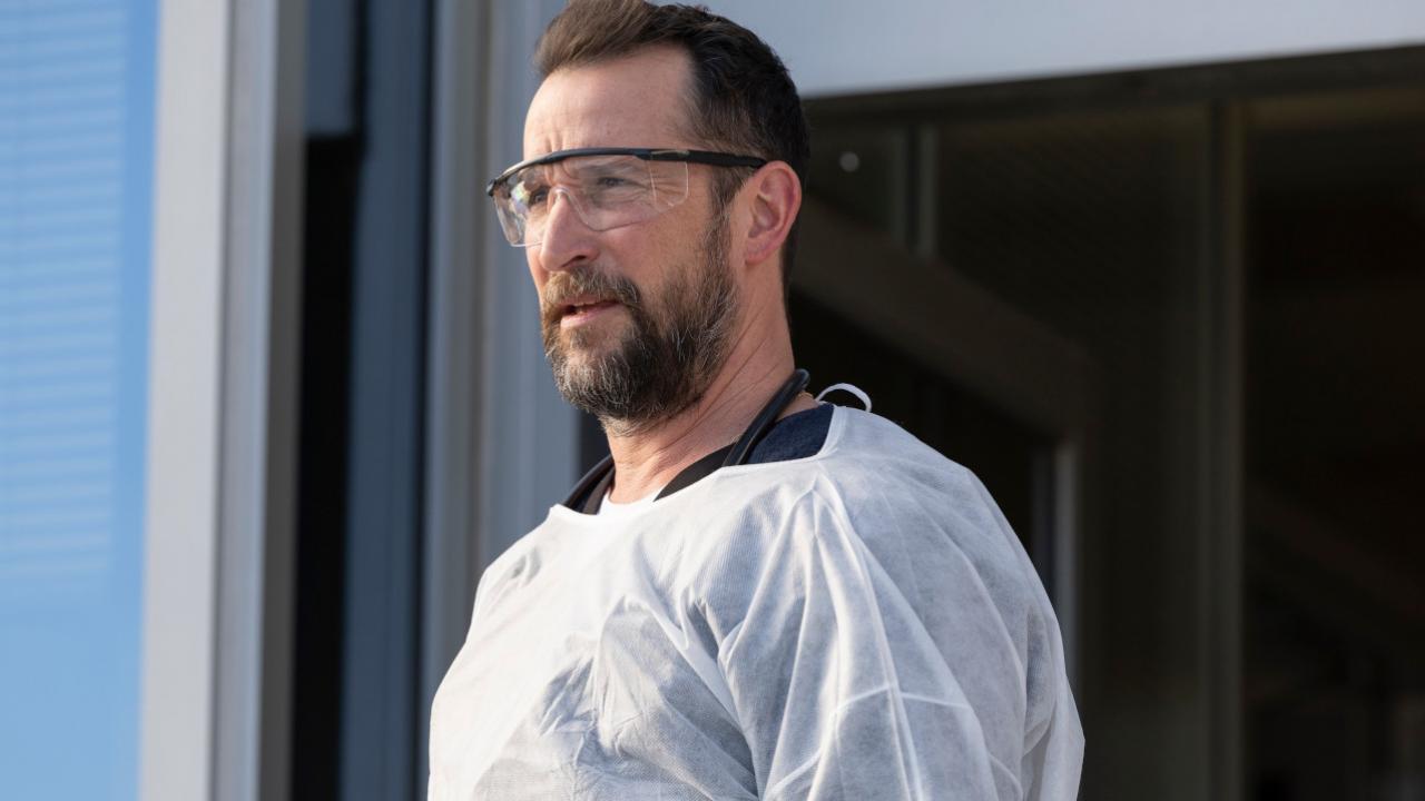 Noah Wyle de retour aux Urgences dans la nouvelle série médicale The Pitt