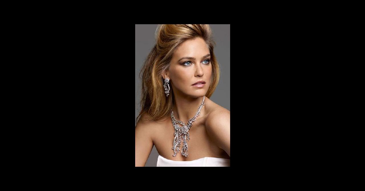 PHOTOS Bar Refaeli sublime et sensuelle pour Piaget Premiere.fr