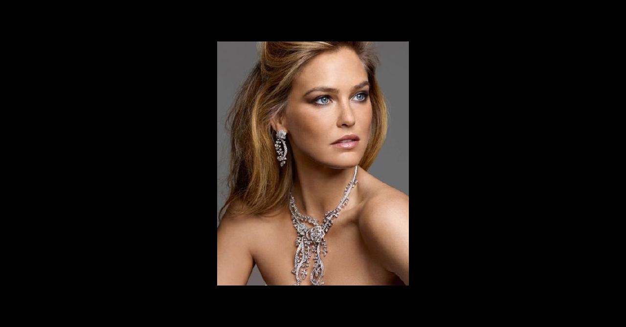 PHOTOS Bar Refaeli l gante et sexy pour Piaget Premiere.fr