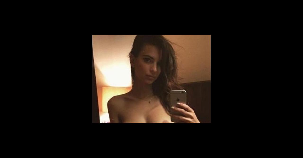 Emily Ratajkowski ose le selfie toute nue en full frontal | Premiere.fr