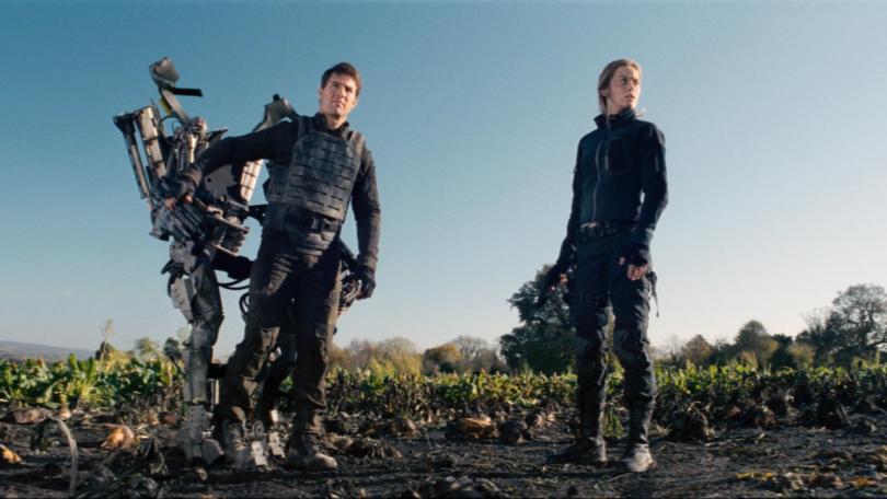 Tom Cruise 10-bougie soufflé from Edge of Tomorrow